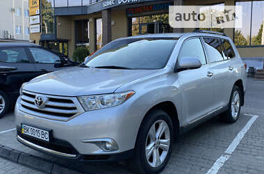 Позашляховик / Кросовер Toyota Highlander 2011 в Рівному