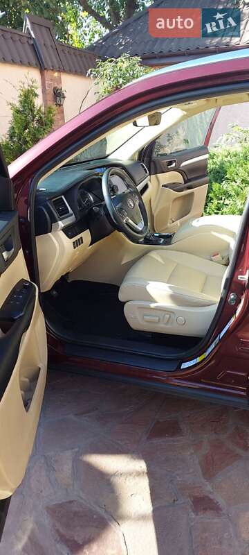 Внедорожник / Кроссовер Toyota Highlander 2019 в Одессе фото 9 Внедорожник / Кроссовер Toyota Highlander 2019 в Одессе