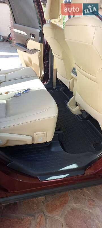 Внедорожник / Кроссовер Toyota Highlander 2019 в Одессе фото 16 Внедорожник / Кроссовер Toyota Highlander 2019 в Одессе