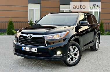 Внедорожник / Кроссовер Toyota Highlander 2015 в Виннице