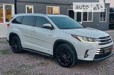 Toyota Highlander 2017