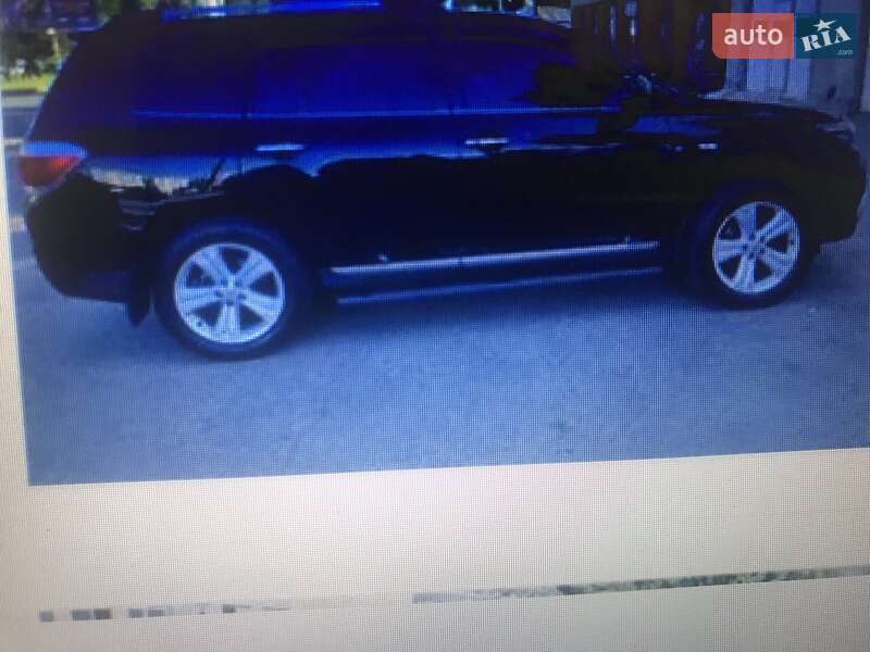 Внедорожник / Кроссовер Toyota Highlander 2012 в Киеве
