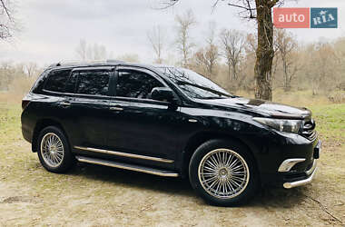 Toyota Highlander 2011