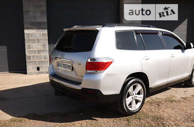 Позашляховик / Кросовер Toyota Highlander 2010 в Харкові