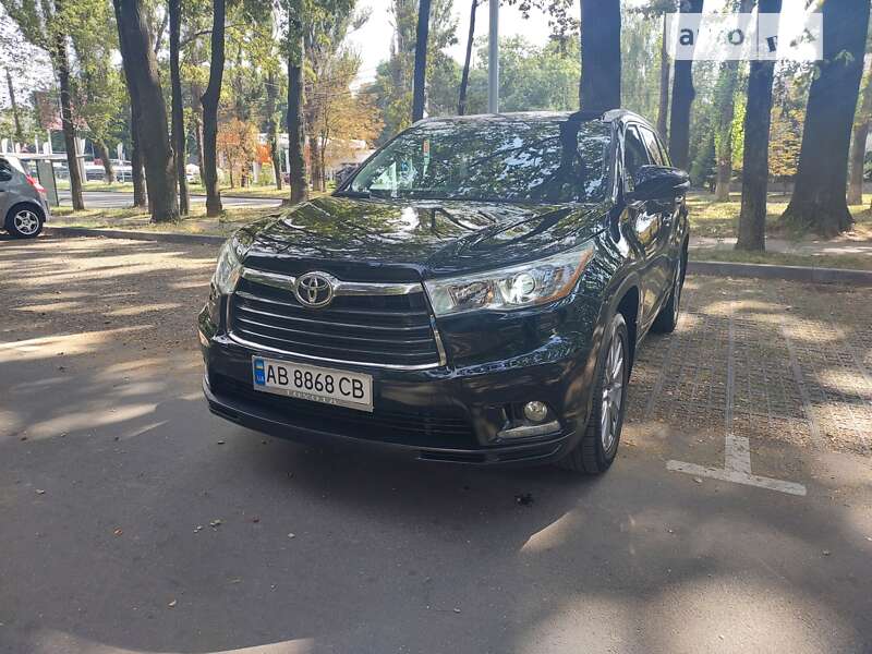 Позашляховик / Кросовер Toyota Highlander 2014 в Вінниці