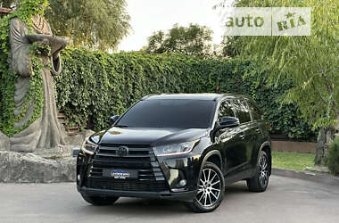 Toyota Highlander 2018