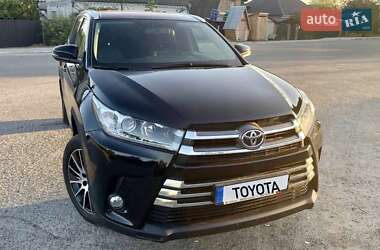 Toyota Highlander 2019