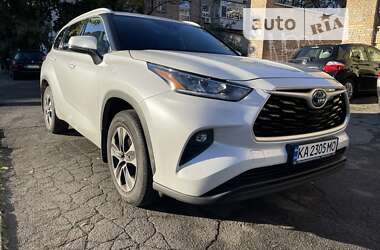 Toyota Highlander 2022