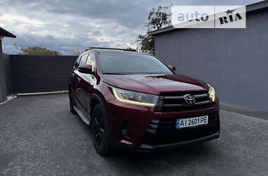 Toyota Highlander 2019