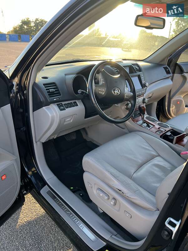 Внедорожник / Кроссовер Toyota Highlander 2008 в Киеве