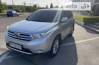 Внедорожник / Кроссовер Toyota Highlander 2011 в Запорожье