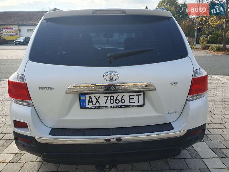Внедорожник / Кроссовер Toyota Highlander 2011 в Харькове фото 14 Внедорожник / Кроссовер Toyota Highlander 2011 в Харькове