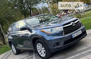 Позашляховик / Кросовер Toyota Highlander 2015 в Дніпрі