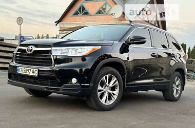 Toyota Highlander 2015