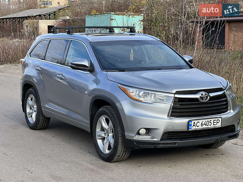 Toyota Highlander 2016