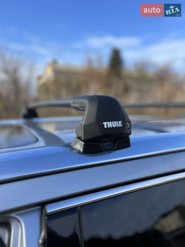 Внедорожник / Кроссовер Toyota Highlander 2016 в Луцке