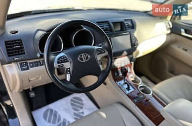 Позашляховик / Кросовер Toyota Highlander 2012 в Запоріжжі