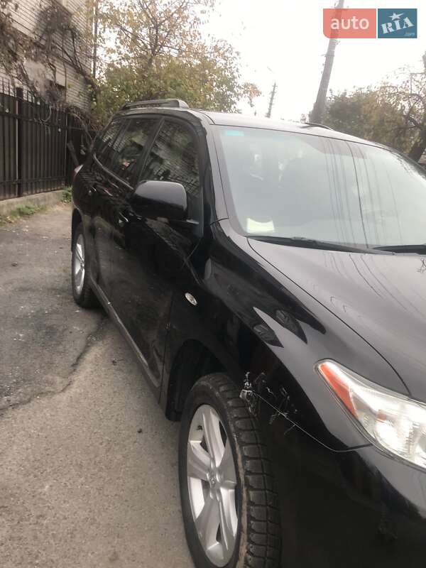 Внедорожник / Кроссовер Toyota Highlander 2012 в Киеве