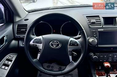 Внедорожник / Кроссовер Toyota Highlander 2012 в Виннице