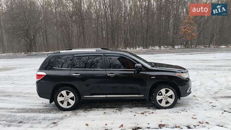 Внедорожник / Кроссовер Toyota Highlander 2011 в Житомире