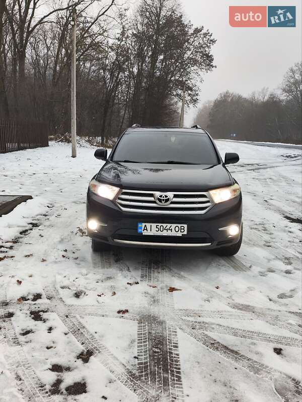 Внедорожник / Кроссовер Toyota Highlander 2011 в Житомире