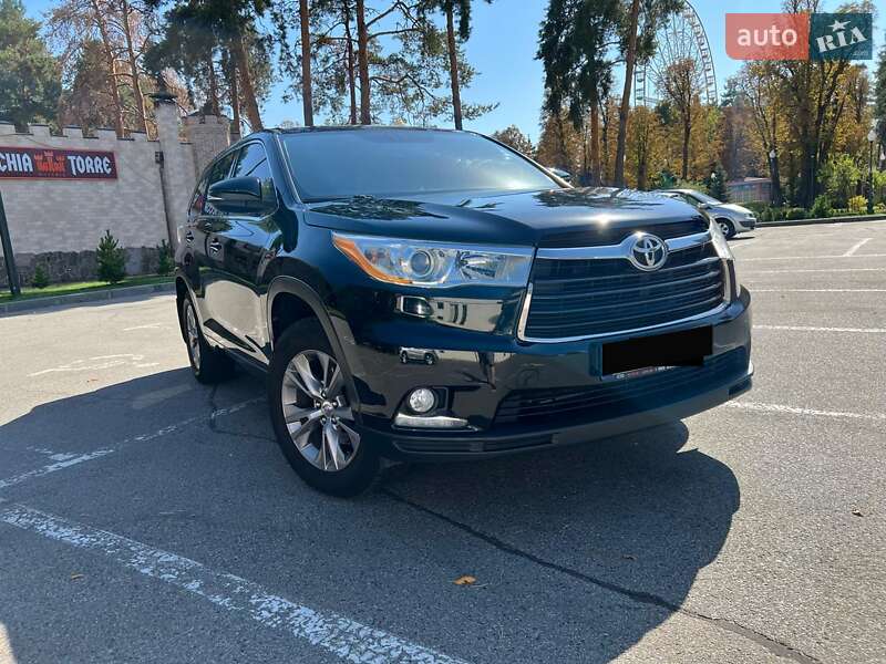 Toyota Highlander 2015