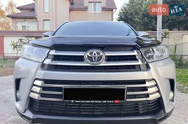 Внедорожник / Кроссовер Toyota Highlander 2017 в Одессе