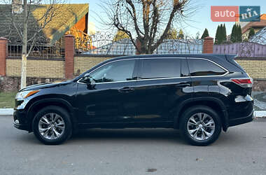 Позашляховик / Кросовер Toyota Highlander 2014 в Рівному