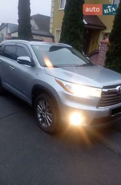 Внедорожник / Кроссовер Toyota Highlander 2014 в Хмельницком