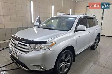 Toyota Highlander 2013