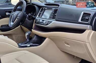 Позашляховик / Кросовер Toyota Highlander 2018 в Запоріжжі