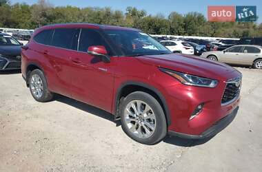 Toyota Highlander 2020