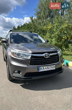 Внедорожник / Кроссовер Toyota Highlander 2014 в Киеве