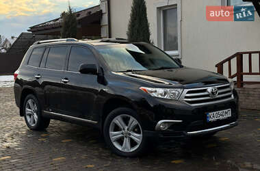 Позашляховик / Кросовер Toyota Highlander 2011 в Києві