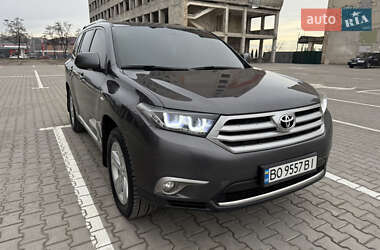 Позашляховик / Кросовер Toyota Highlander 2012 в Тернополі