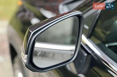 Внедорожник / Кроссовер Toyota Highlander 2023 в 