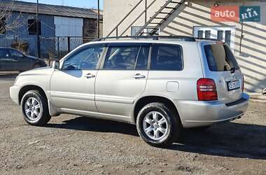 Позашляховик / Кросовер Toyota Highlander 2003 в Чернівцях