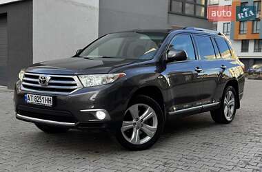 Позашляховик / Кросовер Toyota Highlander 2011 в Івано-Франківську