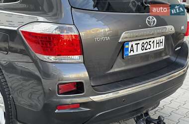 Позашляховик / Кросовер Toyota Highlander 2011 в Івано-Франківську