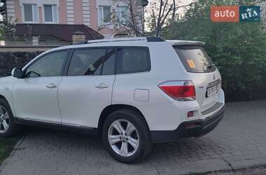 Внедорожник / Кроссовер Toyota Highlander 2012 в Черкассах