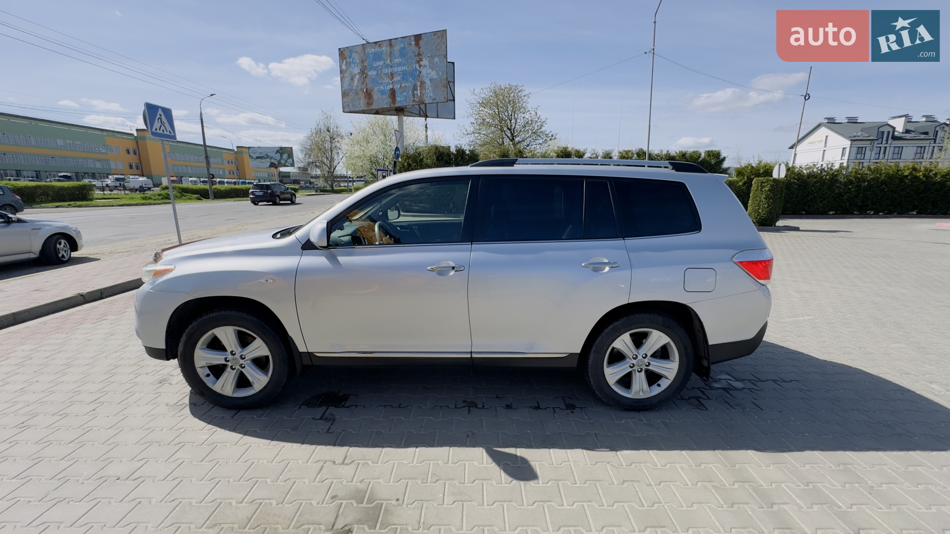 2011 Toyota Highlander - мініатюра 2
