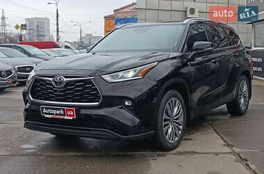 Позашляховик / Кросовер Toyota Highlander 2021 в Харкові