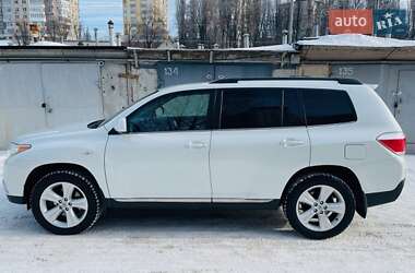 Позашляховик / Кросовер Toyota Highlander 2013 в Києві