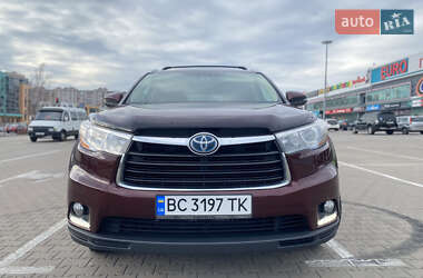 Внедорожник / Кроссовер Toyota Highlander 2015 в Киеве