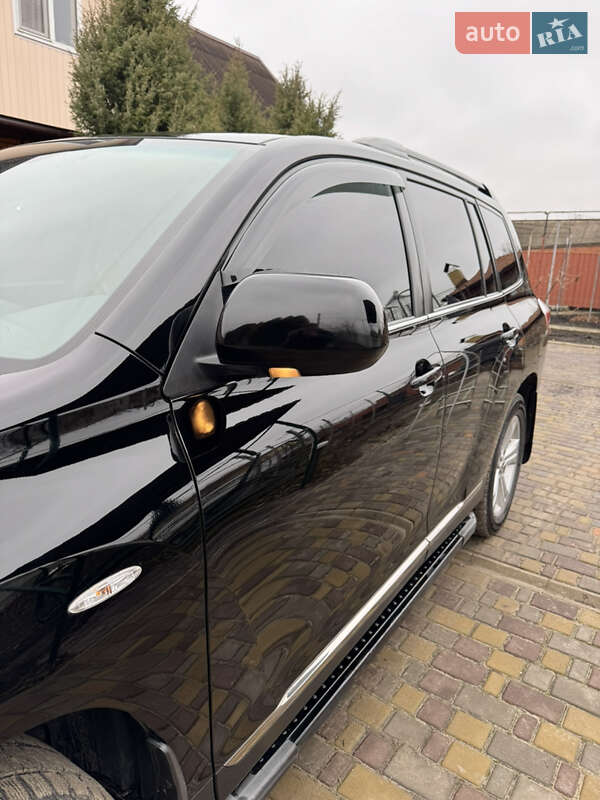 Внедорожник / Кроссовер Toyota Highlander 2011 в Ахтырке фото 86 Внедорожник / Кроссовер Toyota Highlander 2011 в Ахтырке