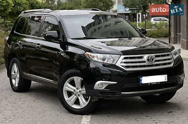 Toyota Highlander 2013