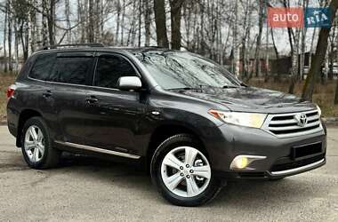 Toyota Highlander 2013