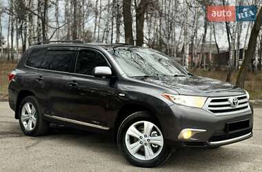 Позашляховик / Кросовер Toyota Highlander 2013 в Охтирці