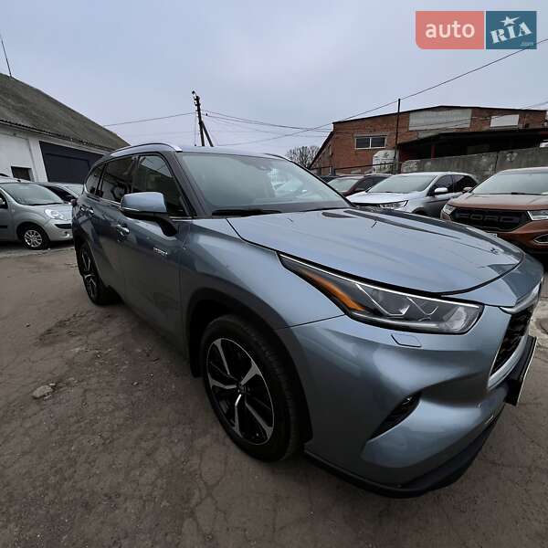 Позашляховик / Кросовер Toyota Highlander 2020 в Чернігові