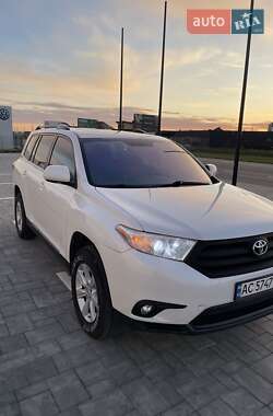 Позашляховик / Кросовер Toyota Highlander 2013 в Луцьку